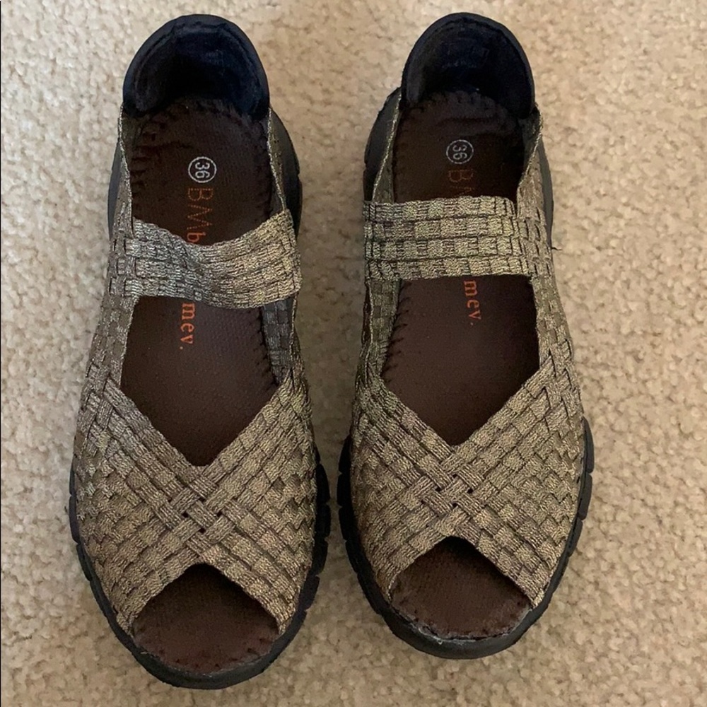 Gold BM Bernie Mev Size 36/6 Womans Sandals